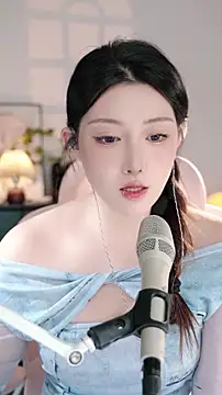 Snapshot of Dou-Dou-er chatting on November 4, 11:31 am Dou-Dou-er online show from November 4, 11:31 am