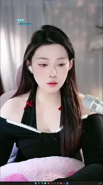 Snapshot of Dou-Dou-er chatting on January 13, 8:08 am Dou-Dou-er online show from January 13, 8:08 am