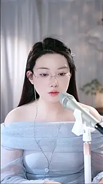 Snapshot of Dou-Dou-er chatting on January 19, 3:38 pm Dou-Dou-er online show from January 19, 3:38 pm