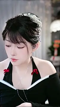 Snapshot of Dou-Dou-er chatting on February 8, 11:19 pm Dou-Dou-er online show from February 8, 11:19 pm