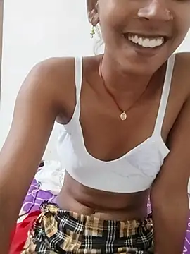 Snapshot of Divya-2007 chatting on November 3, 1:34 pm Divya-2007 online show from November 3, 1:34 pm