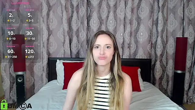 Snapshot of blondyriss chatting on February 12, 5:26 pm blondyriss online show from February 12, 5:26 pm