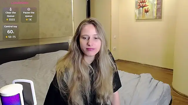 Snapshot of blondyriss chatting on September 14, 7:24 pm blondyriss online show from September 14, 7:24 pm