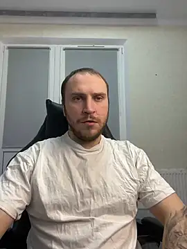 Snapshot of _XxX-XxX_ chatting on February 28, 12:21 am XxX-XxX online show from February 28, 12:21 am