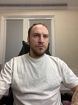 Snapshot of _XxX-XxX_ chatting on March 3, 9:15 pm XxX-XxX online show from March 3, 9:15 pm