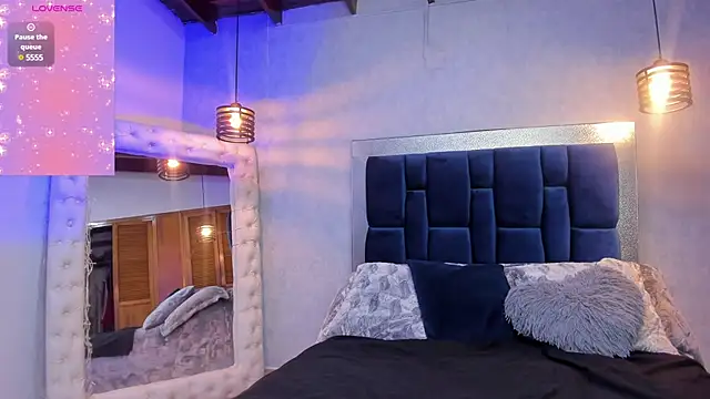 Snapshot of Sophiaa_Gomez chatting on February 5, 7:53 pm Sophiaa Gomez online show from February 5, 7:53 pm