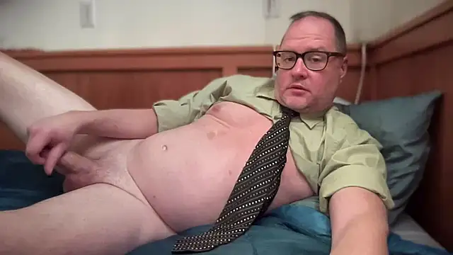   DR3W   online show from February 23, 5:07 pm