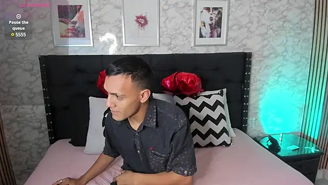 Snapshot of stefany_pablo1 chatting on February 14, 12:25 pm stefany pablo1 online show from February 14, 12:25 pm