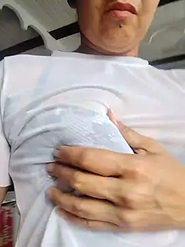 Snapshot of squirt-secret chatting on February 1, 7:44 pm squirt-secret online show from February 1, 7:44 pm