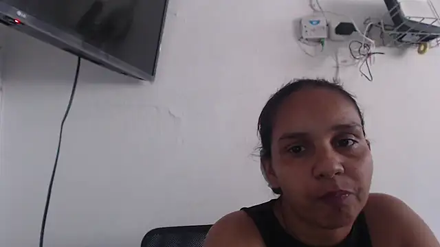 Snapshot of squirt-secret chatting on February 15, 1:49 pm squirt-secret online show from February 15, 1:49 pm