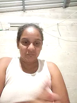 Snapshot of squirt-secret chatting on November 9, 6:33 am squirt-secret online show from November 9, 6:33 am