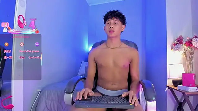 Snapshot of Dawn16_ chatting on December 22, 10:51 pm Dawn16 online show from December 22, 10:51 pm