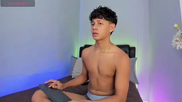 Snapshot of Dawn16_ chatting on March 2, 9:21 pm Dawn16 online show from March 2, 9:21 pm