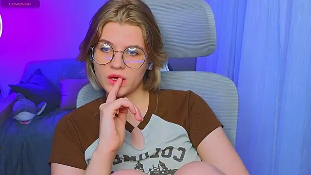  JessieVibes online show from March 11, 3:45 pm