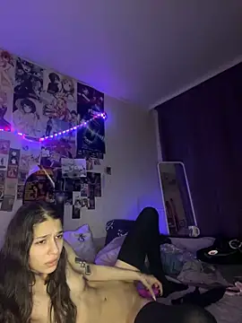 mollyEXD online show from January 17, 8:33 pm