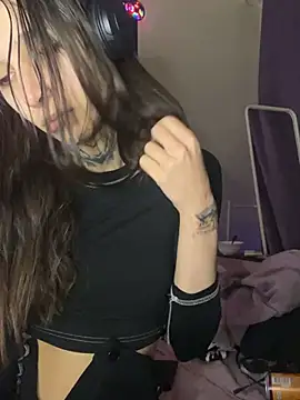 mollyEXD online show from March 2, 9:11 pm