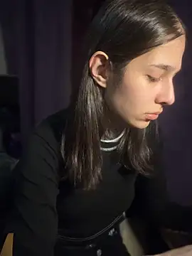 mollyEXD online show from November 20, 1:33 pm