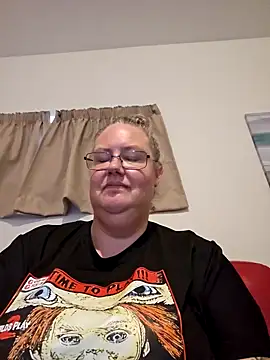 Snapshot of k1w1bbw chatting on February 2, 7:09 am k1w1bbw online show from February 2, 7:09 am