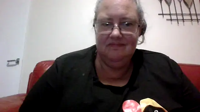 Snapshot of k1w1bbw chatting on February 10, 9:14 am k1w1bbw online show from February 10, 9:14 am