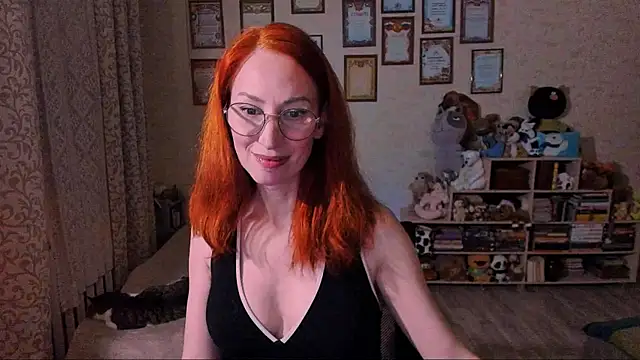 Snapshot of red_rocco chatting on February 8, 3:42 pm red rocco online show from February 8, 3:42 pm