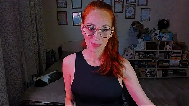 Snapshot of red_rocco chatting on February 16, 4:10 pm red rocco online show from February 16, 4:10 pm