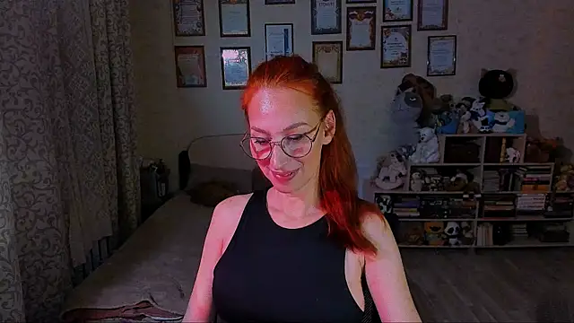 Snapshot of red_rocco chatting on February 16, 7:16 pm red rocco online show from February 16, 7:16 pm