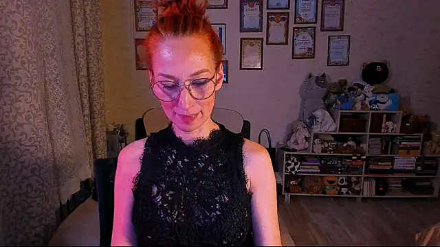 Snapshot of red_rocco chatting on March 1, 6:43 pm red rocco online show from March 1, 6:43 pm