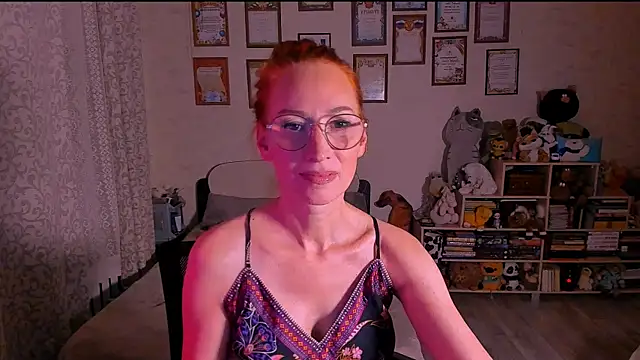 Snapshot of red_rocco chatting on March 7, 3:18 pm red rocco online show from March 7, 3:18 pm