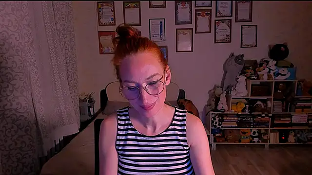 Snapshot of red_rocco chatting on March 16, 7:27 pm red rocco online show from March 16, 7:27 pm