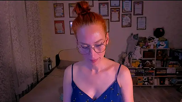 Snapshot of red_rocco chatting on March 22, 7:42 pm red rocco online show from March 22, 7:42 pm