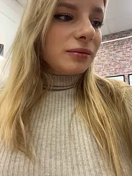 LanaSparks online show from September 28, 4:40 am