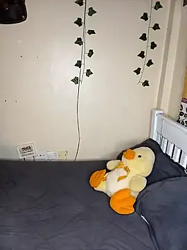 Vprettieeer online show from March 1, 3:43 am