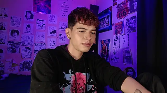 Snapshot of Mickey_Magic chatting on March 23, 9:10 am Mickey Magic online show from March 23, 9:10 am