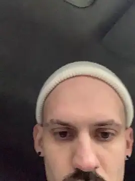 AssHunter4k online show from February 28, 6:10 am