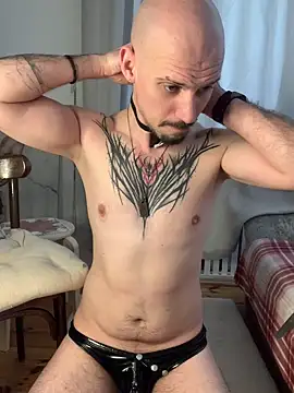 AssHunter4k online show from March 19, 11:39 am