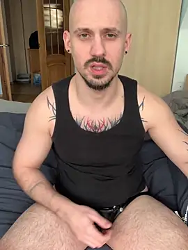 AssHunter4k online show from February 7, 9:13 am