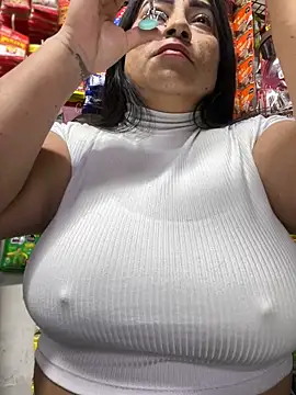 Snapshot of Miia_Jazmin chatting on February 1, 11:10 am Miia Jazmin online show from February 1, 11:10 am