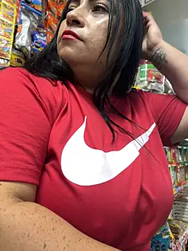 Snapshot of Miia_Jazmin chatting on February 11, 4:13 pm Miia Jazmin online show from February 11, 4:13 pm