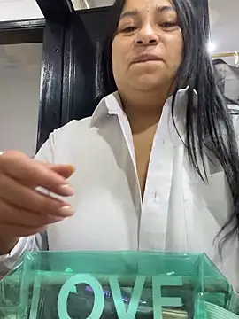 Snapshot of Miia_Jazmin chatting on February 27, 11:10 am Miia Jazmin online show from February 27, 11:10 am
