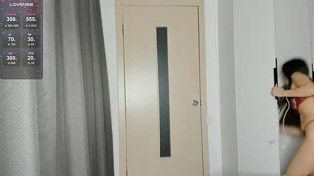 Anny Leps online show from October 31, 9:43 am