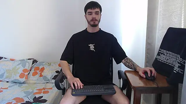 Aleex Miller online show from November 7, 4:18 pm