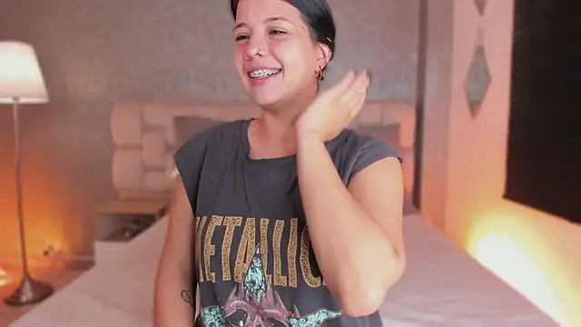 ah mara  online show from April 1, 10:16 am