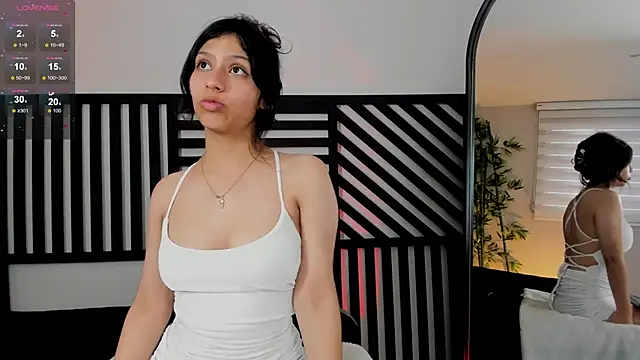 Savannah Cameron online show from February 14, 5:36 pm