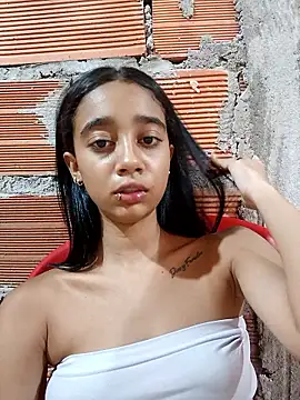 Snapshot of Zoe_Sweett18 chatting on October 28, 6:43 pm Zoe Sweett18 online show from October 28, 6:43 pm