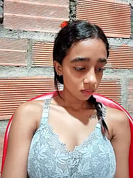 Snapshot of Zoe_Sweett18 chatting on November 5, 12:38 pm Zoe Sweett18 online show from November 5, 12:38 pm