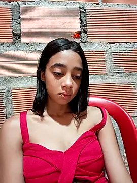 Snapshot of Zoe_Sweett18 chatting on November 17, 12:55 pm Zoe Sweett18 online show from November 17, 12:55 pm