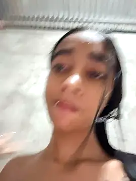 Snapshot of Zoe_Sweett18 chatting on November 25, 12:27 pm Zoe Sweett18 online show from November 25, 12:27 pm