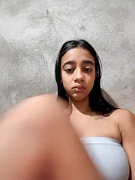 Snapshot of Zoe_Sweett18 chatting on November 26, 12:28 pm Zoe Sweett18 online show from November 26, 12:28 pm