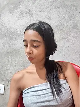 Snapshot of Zoe_Sweett18 chatting on December 2, 12:32 pm Zoe Sweett18 online show from December 2, 12:32 pm