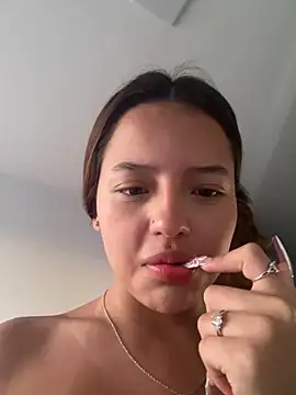 Sofia18 pinkk online show from October 28, 10:34 pm